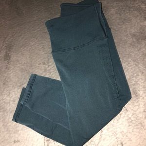 Lululemon crop leggings
